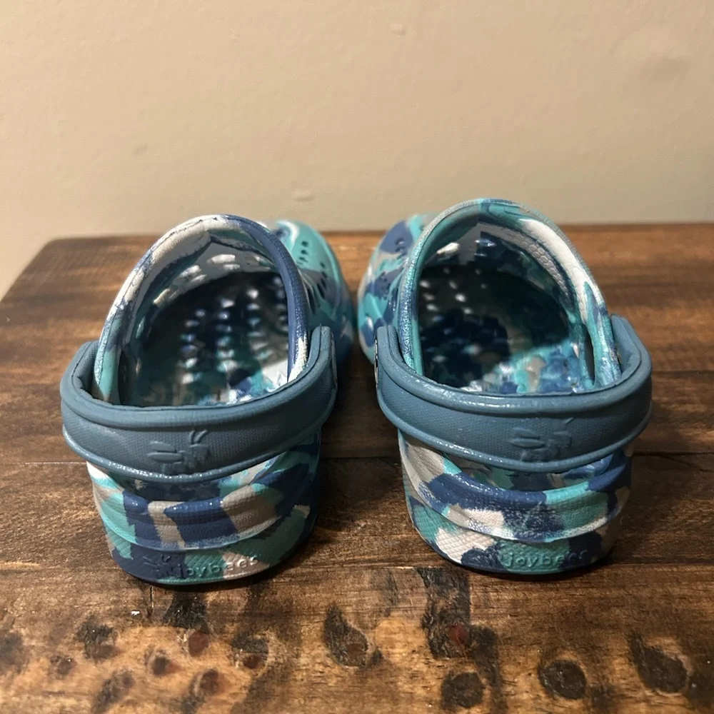 Joybees Baby Size 4/5 Blue, Green & White Tie Dye Slip On Clog Waterproof Summer